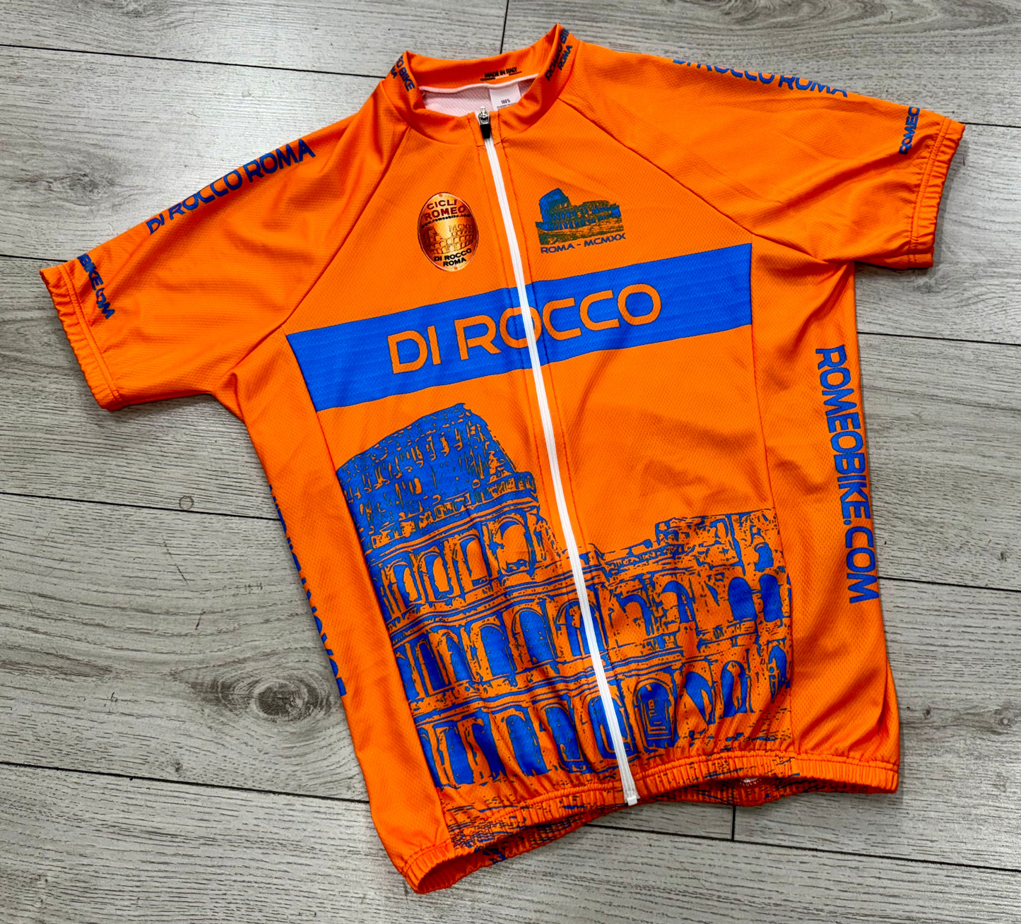 Colosseum cycling  jersey