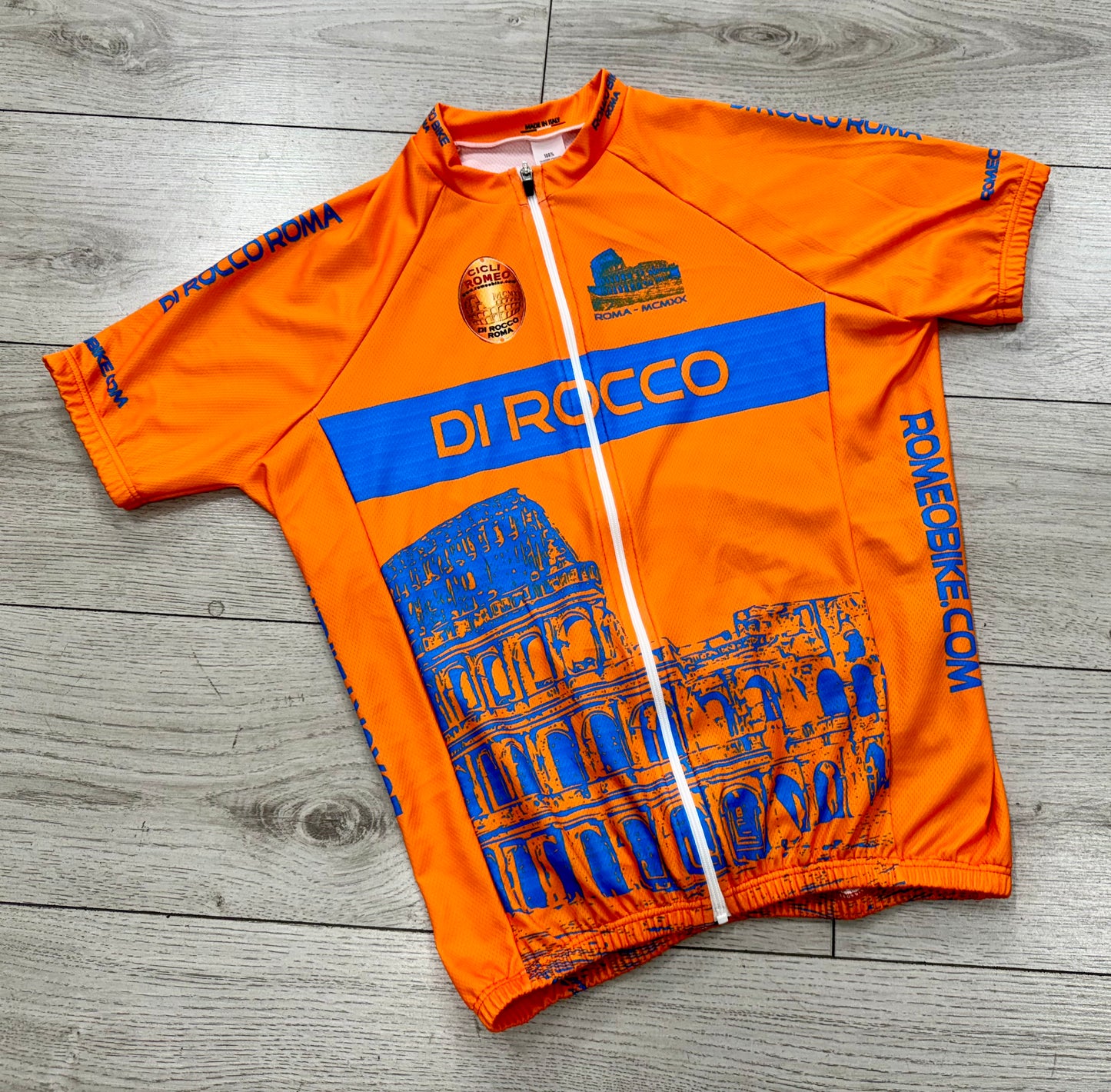 Colosseum cycling  jersey