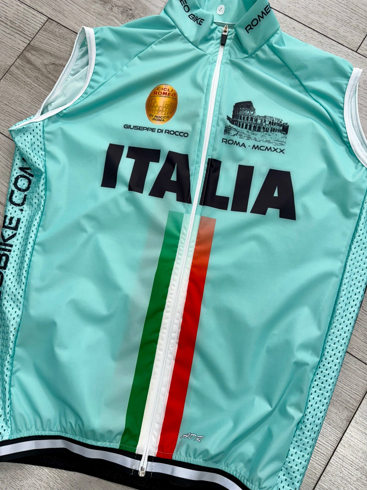 Wind Jacket Italia b